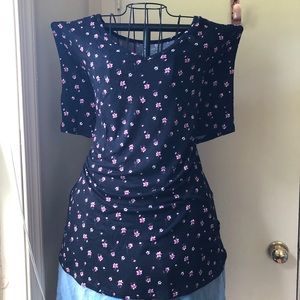 Lane Bryant 22/24 black v-neck pink floral tee